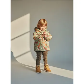 Chlapecká bunda Sinsay - Prošívaná bunda s kapucí - olivová - 4287J-81X - 4287J-81X-80