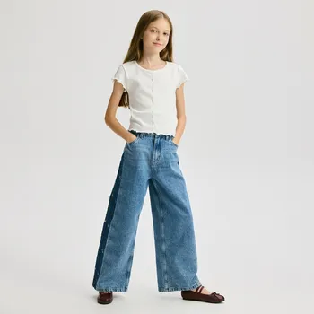 Dívčí džíny Reserved - Džíny wide leg s výšivkou - modrá - 814FF-50J - 814FF-50J-146