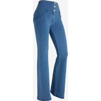 Dámské kalhoty Freddy kalhoty WR.UP džínové světle modré zvonové nohavice, zapínání na tři knoflíky, vysoký pas, eco-friendly materiál Vybraná velikost: XS