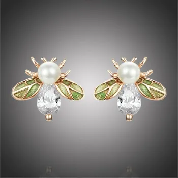 Náušnice GRACE Silver Jewellery Stříbrné náušnice s perlou a zirkony Catrin, stříbro 925/1000, včela E-SCE643/96 Bílá