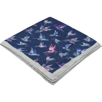 Látkový kapesník Tmavě modrý pánský kapesníček se šedým lemem a motivem ptáků