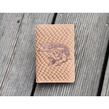 Dárková krabička Kožené pouzdro na osobní doklady ŠTIKA šupina (Doklady ŠTIKA šupina)