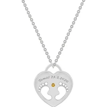 Šperk Stříbrný přívěsek dětské nožičky s gravírem a drahokamem dle výběru Olivia