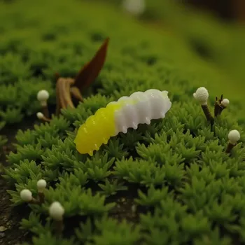 RYVALURES-WORM WHITE - FLUO YELLOW HADRÁK - 10KS (RYVALURES-VLÁČECÍ LARVY NA PSTRUHY 10KS)