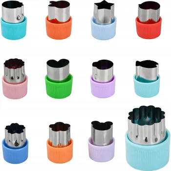 Vykrajovátko FORMIČKY NA VYKRAJOVÁNÍ X12 SADA VYKRAJOVÁTEK NA SUŠENKY ZELENINY OVOCE 12 KS