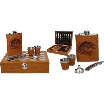 Placatka Dárková sada ŠACHOVNICE s panáky a otvírákem 3v1 motiv Štika 3v1