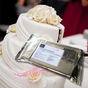 Potahovací hmota s příchutí mandlí SNOW WHITE 1kg