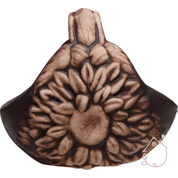 Zahradní dekorace Košík z keramiky hnědý hnědý, s reliéfem slunečnice