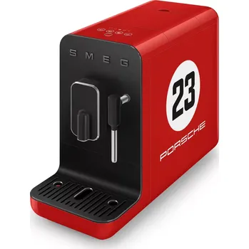 Lednice PORSCHE x SMEG Bean To Cup Coffee Machine 917 Salzburg LE Kávovar červený (Automatický kávovar inspirovaný vozem Porsche 917 KG Salzburg. Limitovaná edice 1 970 kusů.)
