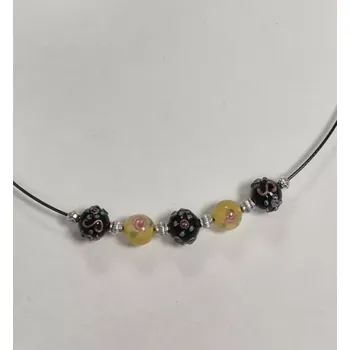 Náhrdelník Náhrdelník na lanku s vinutkami - černá/žlutá