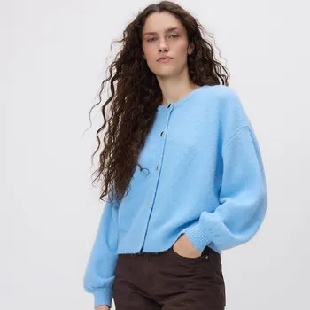 Dámský svetr Reserved - Svetr s ozdobnými knoflíky - světle modrá - 250GP-50X - 250GP-50X-M