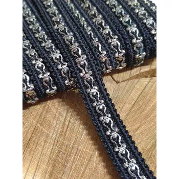 Stuha Prýmek s kovovou ozdobou barva černá