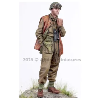 Plastikový model Alpine Miniatures 1/35 British CW Tank Officer