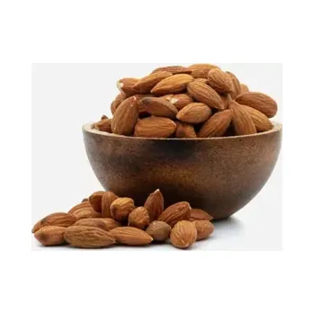 Mandle natural neloupané 50 g