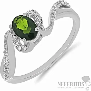 Prsten Prsten stříbrný s broušeným chromdiopsidem a zirkony Ag 925 030163 DIO 62 mm (US 10), 2,3 g