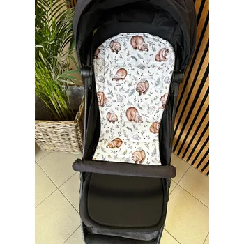 Podložka do sportovního kočárku - medvědi a zajíčci