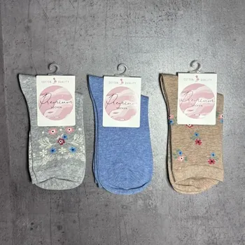 Dámské ponožky Dámské bavlněné ponožky s květinkami 3 páry béžová/šedá/modrá 34325 - 39-42 | P699752