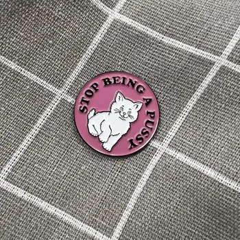 Stop being a pussy / Přestaň být koťa**o - bílá kočička