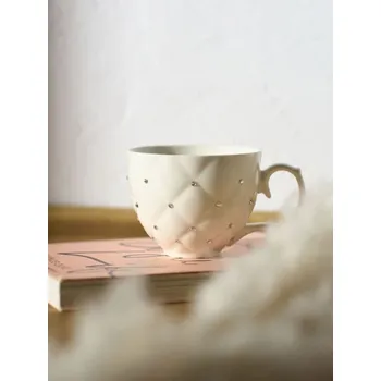 Sinsay - Hrnek s kamínky - bílá - 213EI-00X - 213EI-00X-ONE-1