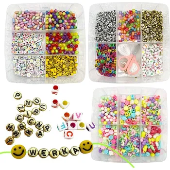 Dětské navlékací korálky Velká sada korálků pro výrobu šperků 2600 ks kufřík 3 úrovně