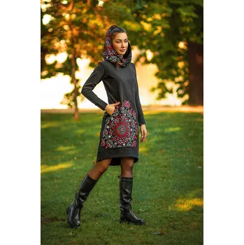 Dámská mikina Himalife Šatomikina s maxi kapucí&nbsp;Nayla - černá s červenou Velikost: XXL - Móda pro plnoštíhlé, Oblečení nadměrné velikosti