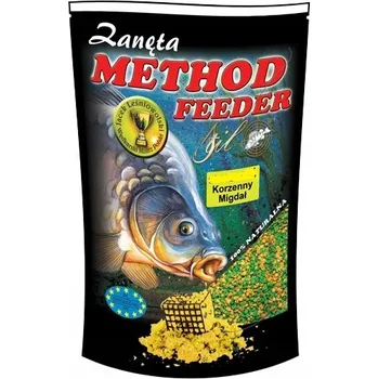 Návnadová surovina Návnada Stil Method Feeder 1kg s kořeněnými mandlemi