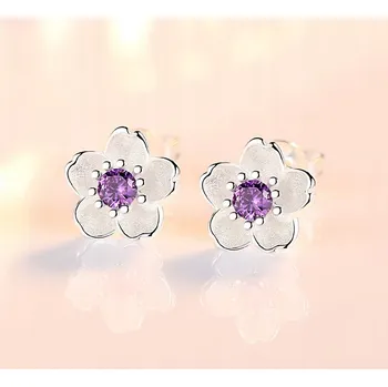 Náušnice KRÁSNÉ NÁUŠNICE PRO ŽENY VE STŘÍBRNÉ BARVĚ