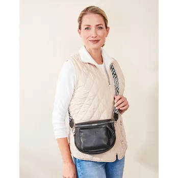 Kabelka Kabelka Lucie černá 19,5 x 8,5 x 16,8 cm