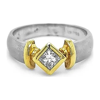 Prsten Zlatý Zásnubní Prsten s Diamantem 2011150