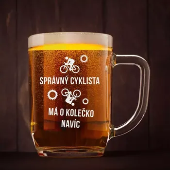 Sklenice Půllitr s pískovaným motivem "SPRÁVNÝ CYKLISTA"