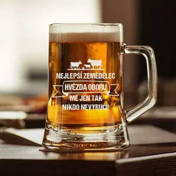 Sklenice Půllitr s pískovaným motivem "NEJLEPŠÍ ZEMĚDĚLEC"