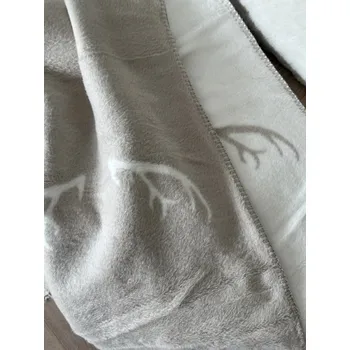 deka Zimní deka s motivem paroží