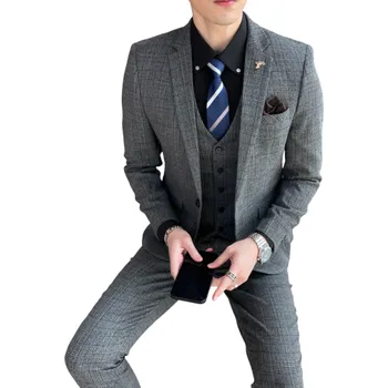 Pánský oblek Pánský oblekový set z acetátu Elegantní sada saka, vesty a kalhot pro muže Jednobarevný formální komplet s kapsami a knoflíky v různých barvách šedá S