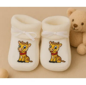 Capáčky ARIAshop Capáčky pro miminko Žirafa bílá