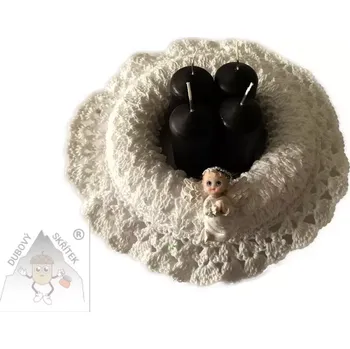 Věnec Dubový skřítek Háčkovaný adventní věnec s andělem 27 cm