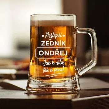 Sklenice Půllitr s pískovaným motivem "ZEDNÍK" (Do poznámky v nákupním košíku napište požadované požadované jméno )