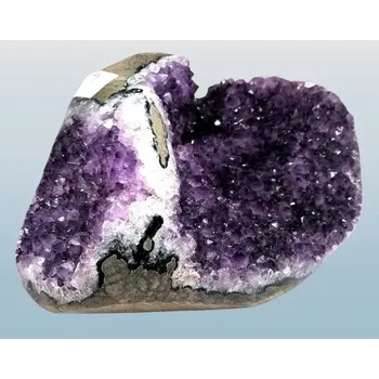 Sběratelství Ametystová geoda zajímavá, 3,8 kg, zaleštěné okraje (23x18x13 cm)