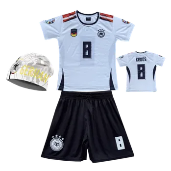 Numberoplus Dětský fotbalový dres + fotbalová pletená čepice Germany - Toni Kroos 8 Velikost: 9-let.(vel.128)