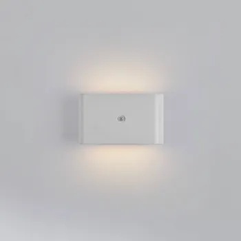 Lampička JUST LIGHT. GmbH JUST LIGHT. LED akumulátorové nástěnné světlo Ziddy, bílé, senzor 3 000 K - Délka nabíjecího kabelu 100 cm bílá 2 x 1,5 W LED