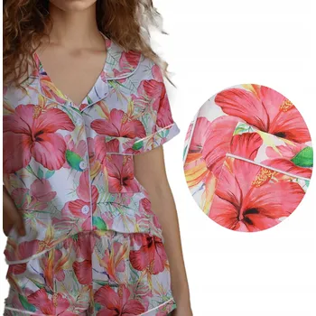 Dámské pyžamo Dámské pyžamo na knoflíky s havajskými květy FLOWERS, kapsa, lemování S