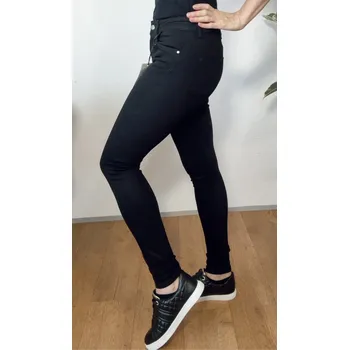 Dámské kraťasy BudesIN ČERNÉ PUSH-UP DŽÍNY SARA Velikost: M