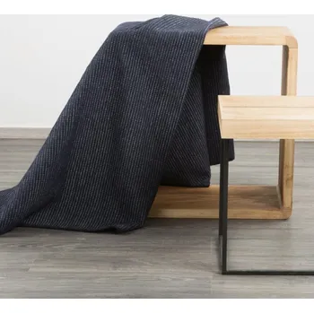deka Vysoce kvalitní deka v tmavě modré barvě s vaflovou strukturou