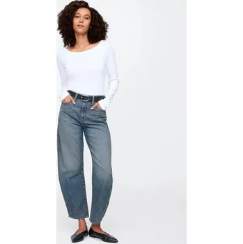 Džíny pro ženy GAP Barrel 770740-00 Velikost: 28LONG - prodloužená délka Tričko zdarma při nákupu nad 3000,-!