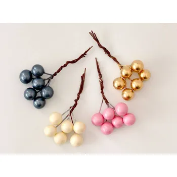 umělá květina Kuličky perleťové na drátku 6 ks - PERLOVÁ