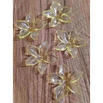 Korálek Plastové korálky květ / sukýnka Ø29 mm barva žlutá