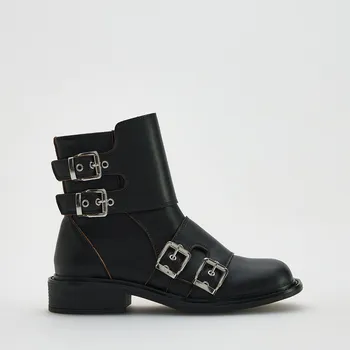 Dámské kozačky Reserved - Kožené kotníkové boty s přezkami - černý - 711FE-99X - 711FE-99X-41