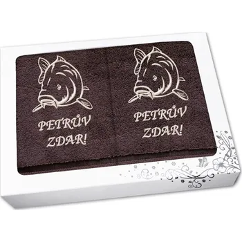 Ručník Dárková sada ručník + osuška pro rybáře Kapr + Petrův zdar hnědá