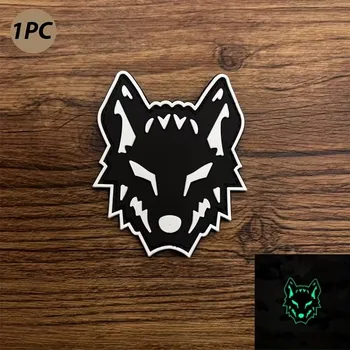 Nášivka 3D PVC nášivka „Wolf Head“ – svítící oči, hook & loop – pro medic team a K9 SAR Barva: bílá