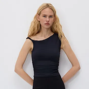 Dámské tričko Reserved - Top s ozdobnou růží - černý - ZQ839-99X - ZQ839-99X-S