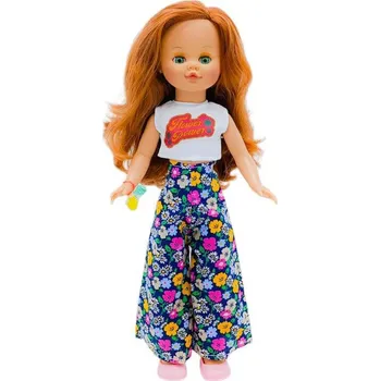 Panenka Panenka Sintra v květované kalhotové sukni od firmy Folk Artesanía (40 cm )